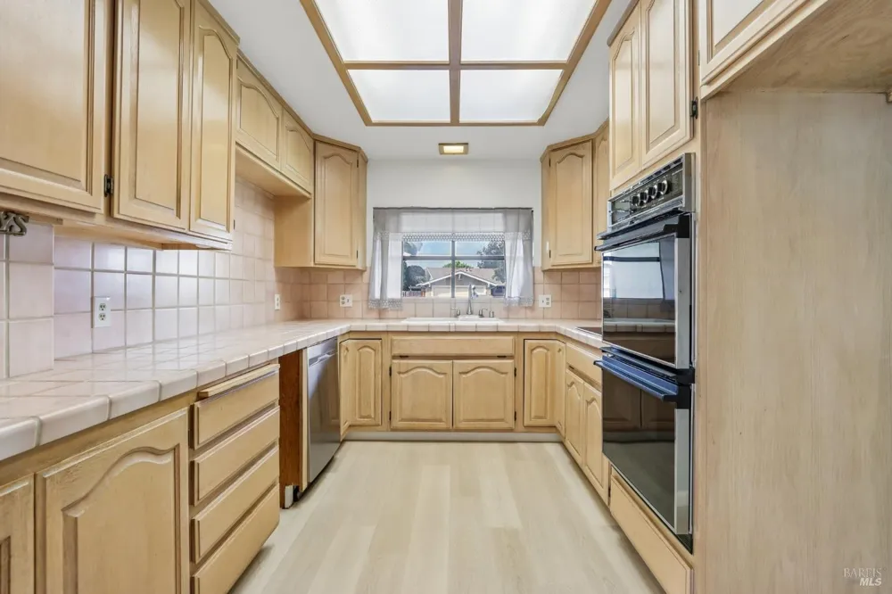 25478 Barnard Street Hayward, CA 94545
