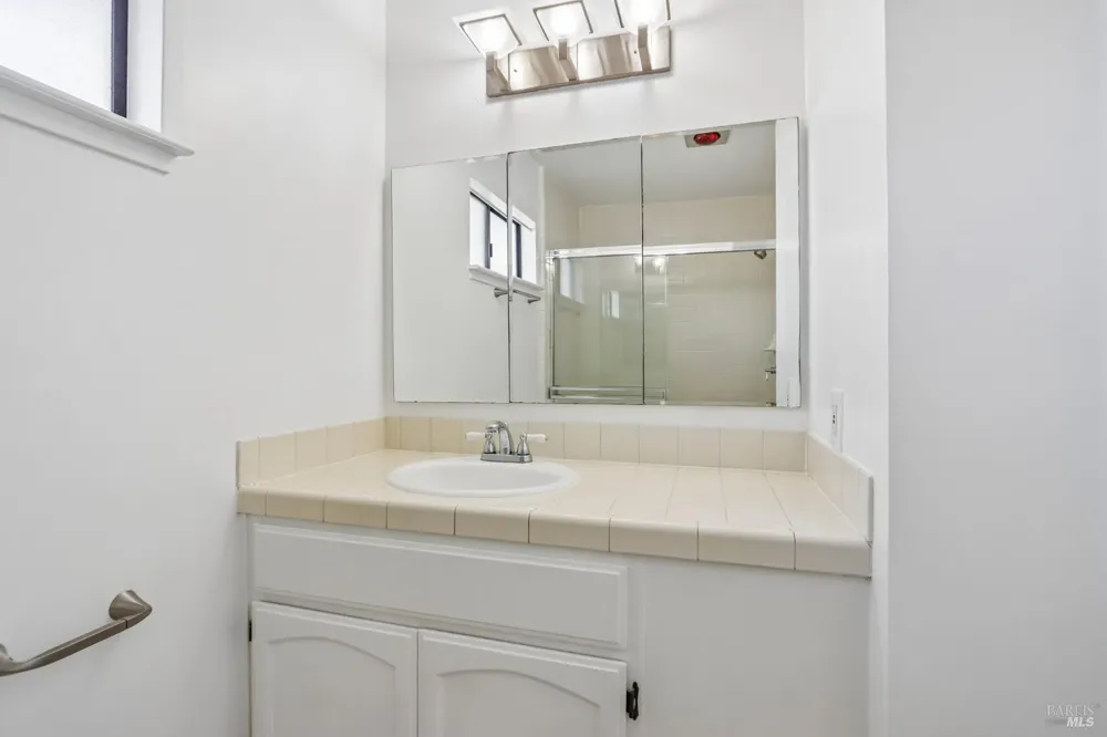 25478 Barnard Street Hayward, CA 94545