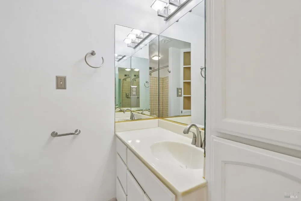 25478 Barnard Street Hayward, CA 94545