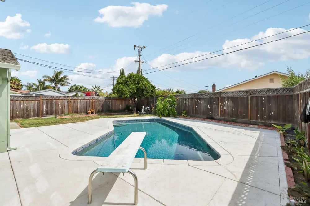 25478 Barnard Street Hayward, CA 94545