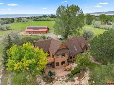 58657 Meadow Lane