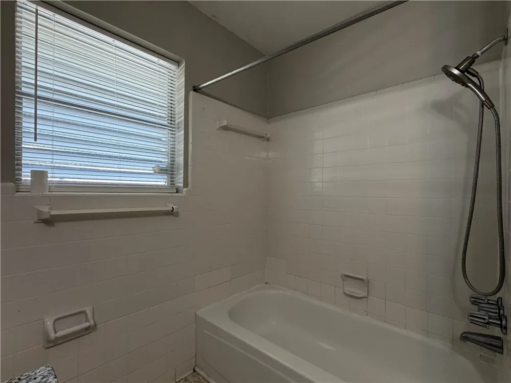 749 Burkshire Drive Corpus Christi, TX 78412