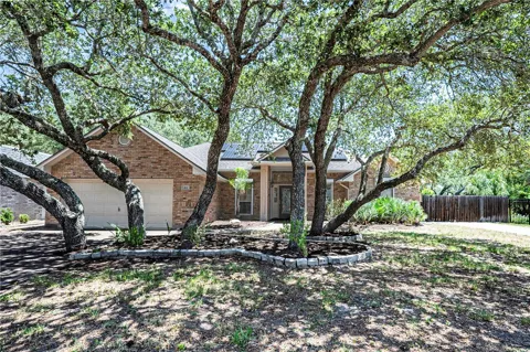 412 Fairway Oaks Street