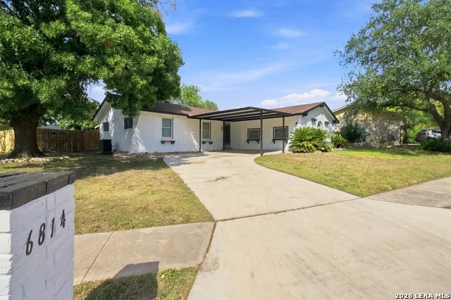 6814 SUNLIGHT DR Leon Valley, TX 78238