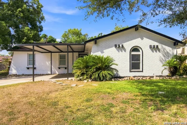 6814 SUNLIGHT DR Leon Valley, TX 78238