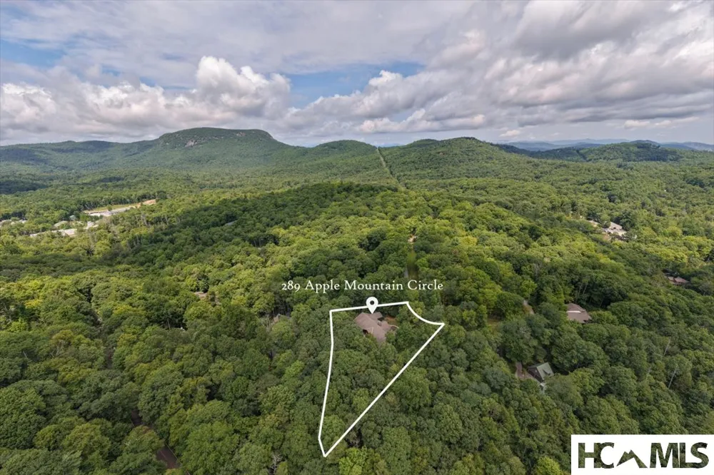 289 Apple Mountain Circle Highlands, NC 28741