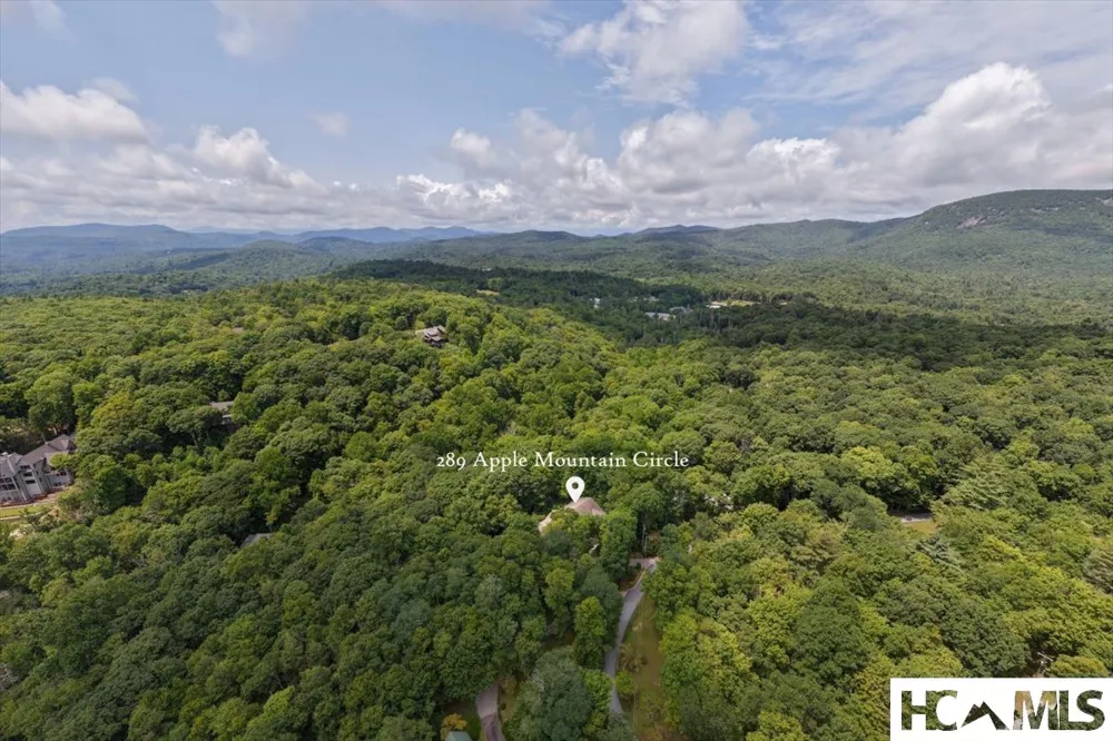 289 Apple Mountain Circle Highlands, NC 28741