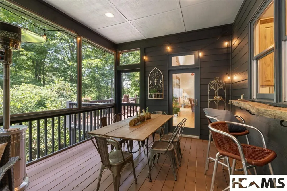 289 Apple Mountain Circle Highlands, NC 28741