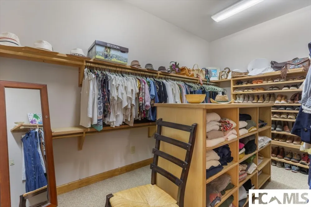 289 Apple Mountain Circle Highlands, NC 28741