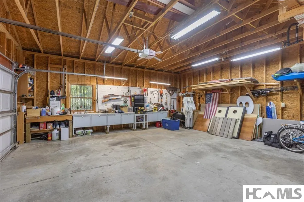 289 Apple Mountain Circle Highlands, NC 28741