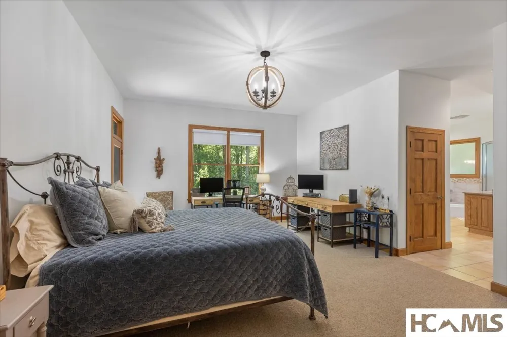 289 Apple Mountain Circle Highlands, NC 28741
