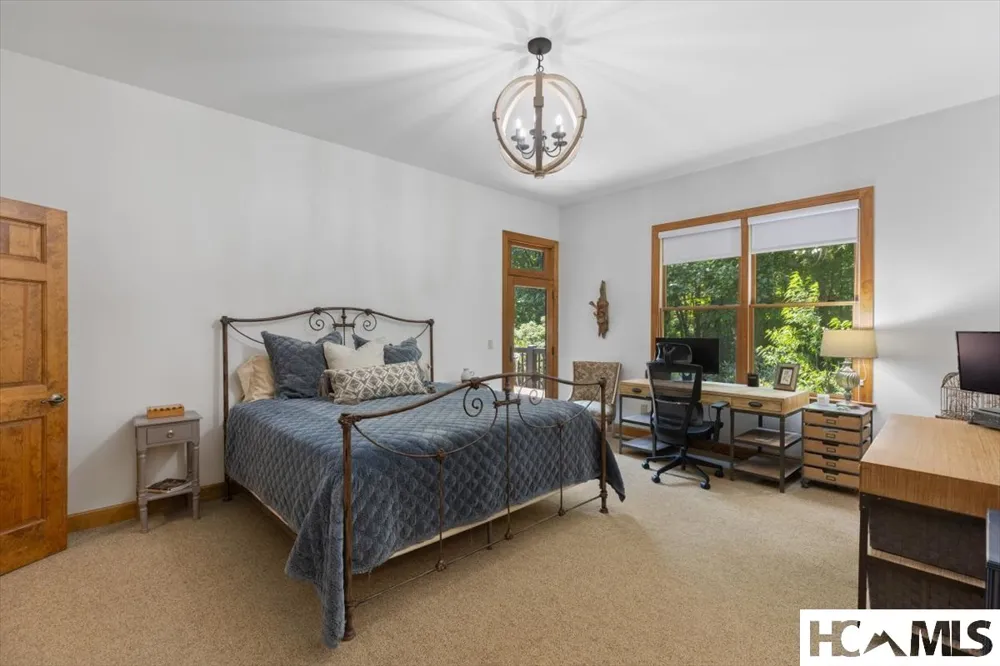 289 Apple Mountain Circle Highlands, NC 28741