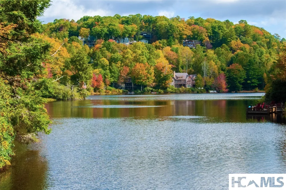 289 Apple Mountain Circle Highlands, NC 28741