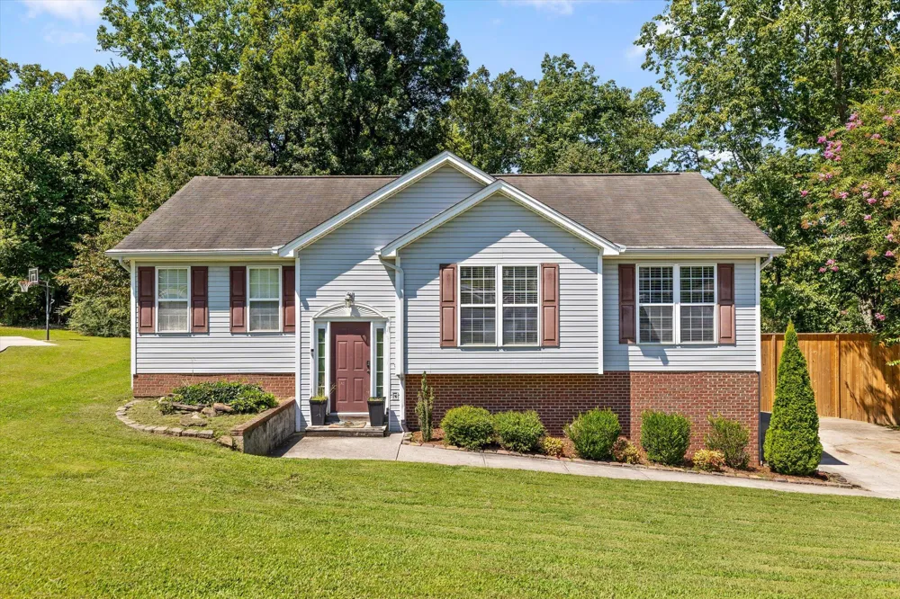 1999 Hardwood Lane Soddy Daisy, TN 37379