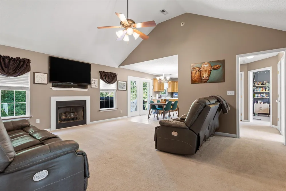 1999 Hardwood Lane Soddy Daisy, TN 37379