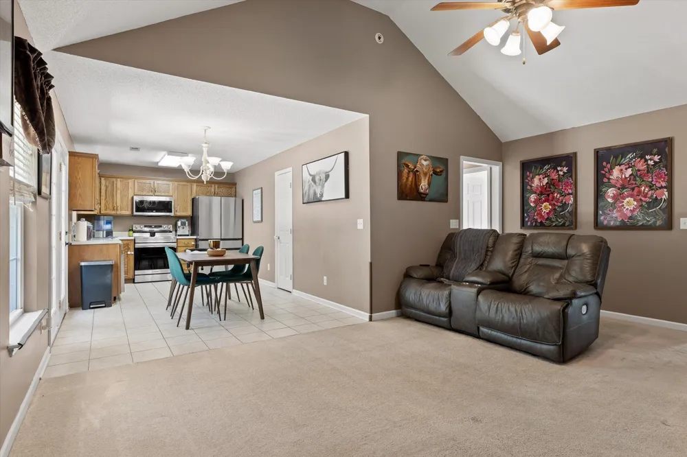 1999 Hardwood Lane Soddy Daisy, TN 37379