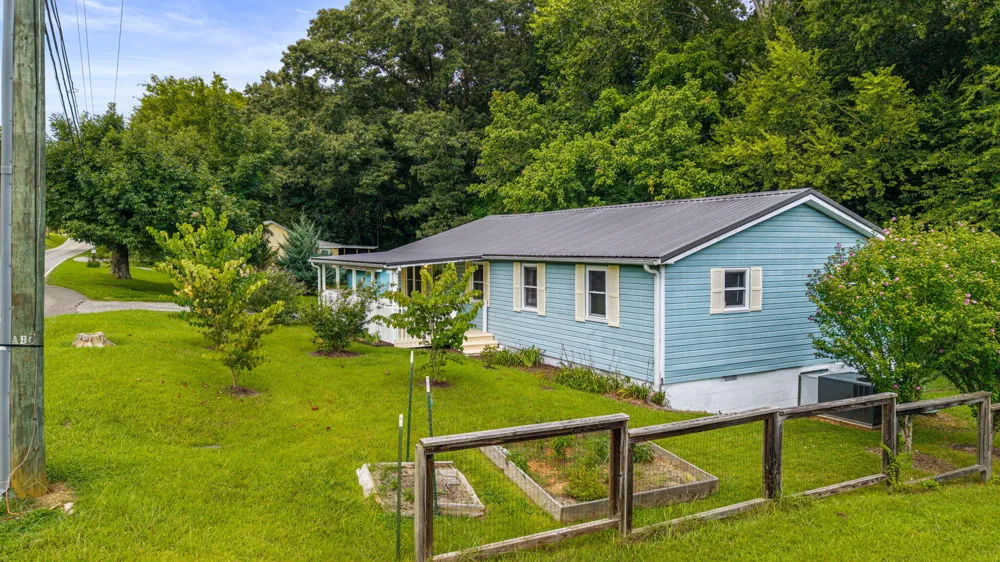 150 Patty Road Benton, TN 37307