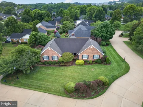 1400 GORDON PLACE
