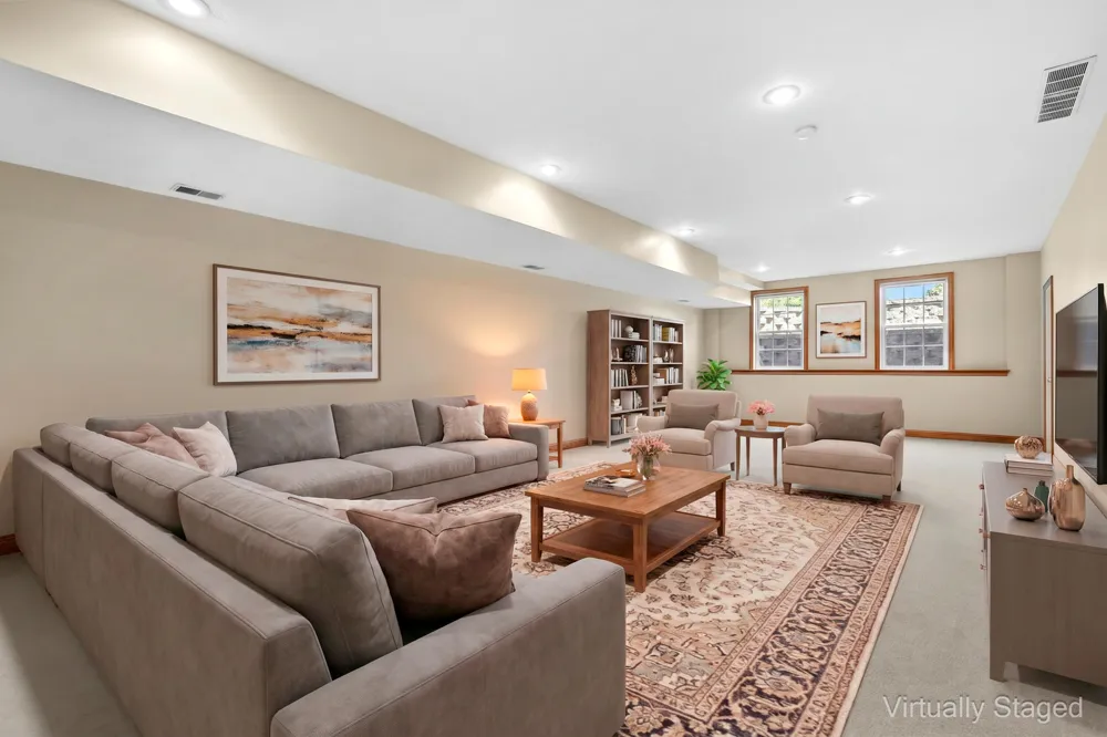 597 Winter Slope Kalamazoo, MI 49009