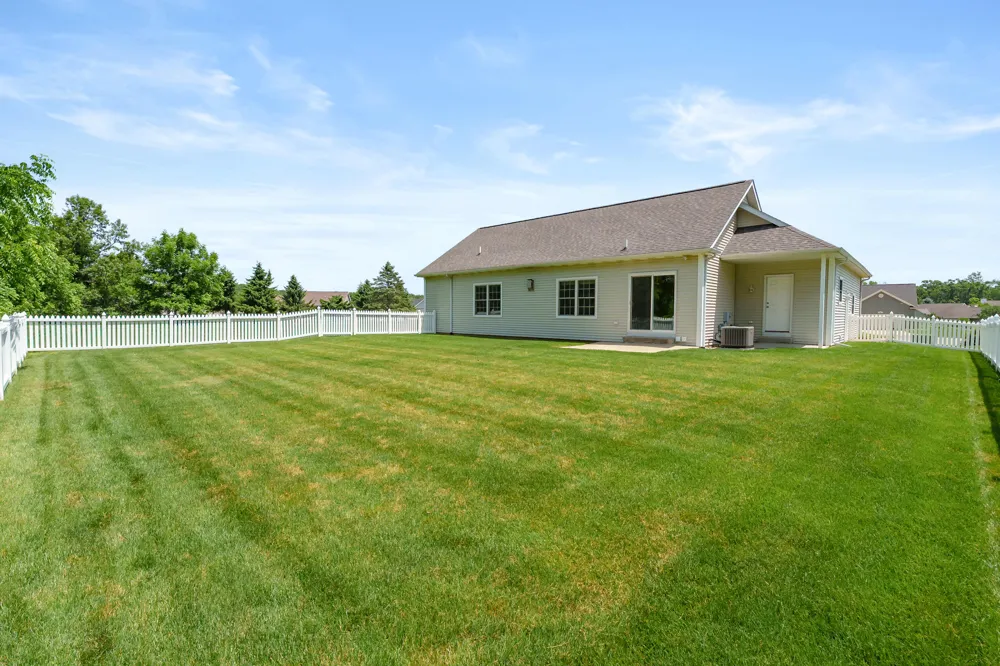 597 Winter Slope Kalamazoo, MI 49009