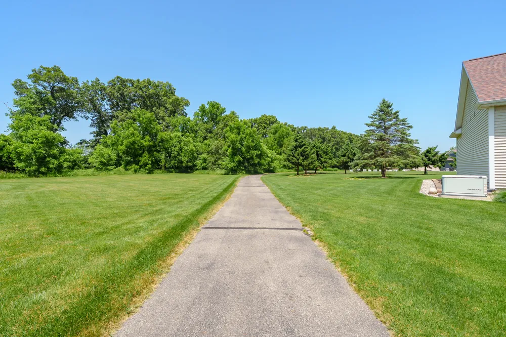 597 Winter Slope Kalamazoo, MI 49009