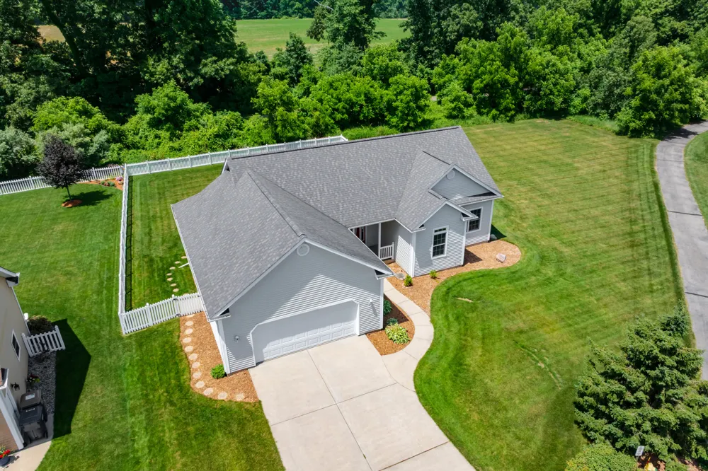 597 Winter Slope Kalamazoo, MI 49009