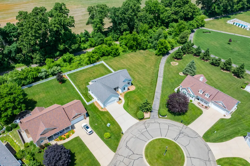 597 Winter Slope Kalamazoo, MI 49009