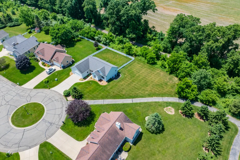 597 Winter Slope Kalamazoo, MI 49009