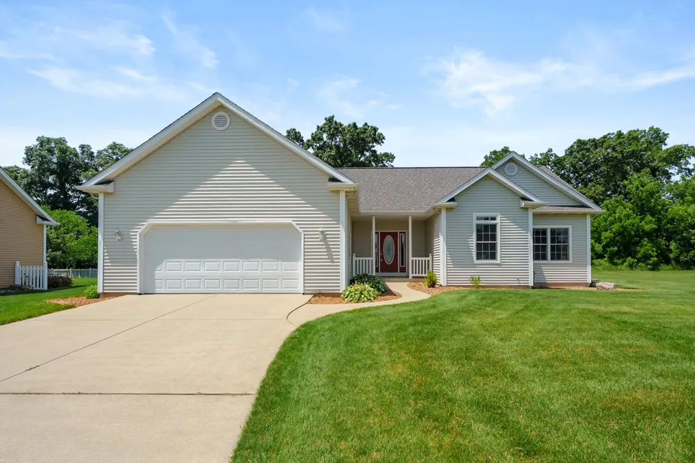 597 Winter Slope Kalamazoo, MI 49009
