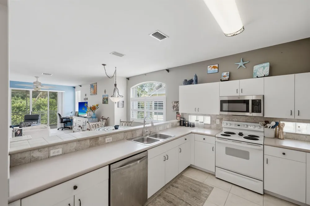 301 Southstar Drive #1304 Fort Pierce, FL 34949