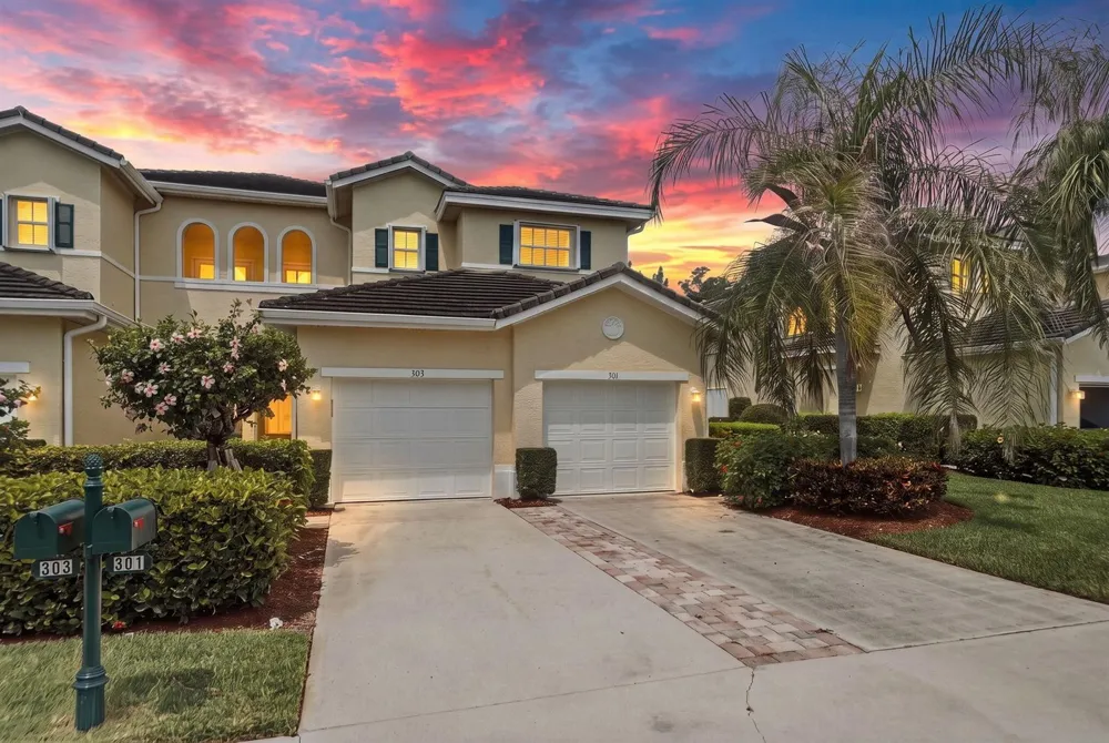 301 Southstar Drive #1304 Fort Pierce, FL 34949