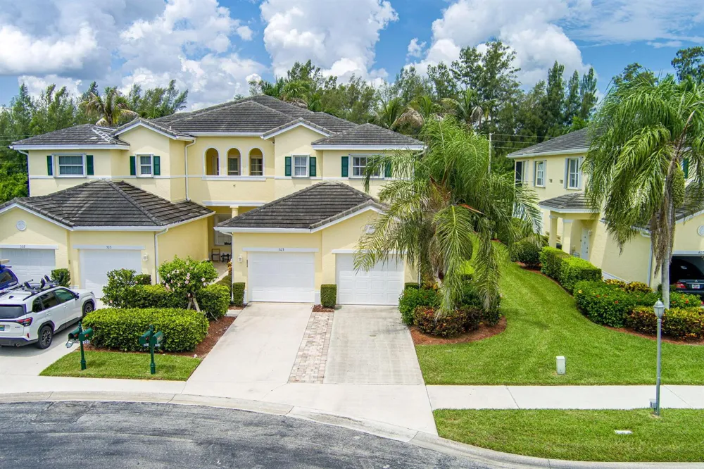301 Southstar Drive #1304 Fort Pierce, FL 34949