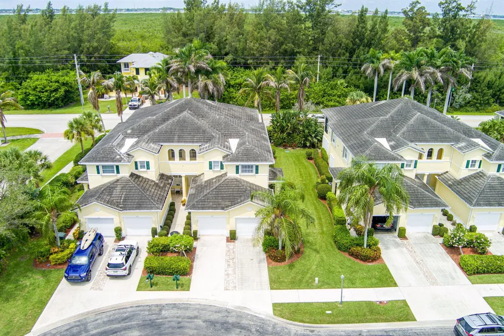 301 Southstar Drive #1304 Fort Pierce, FL 34949
