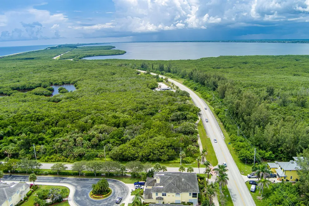 301 Southstar Drive #1304 Fort Pierce, FL 34949