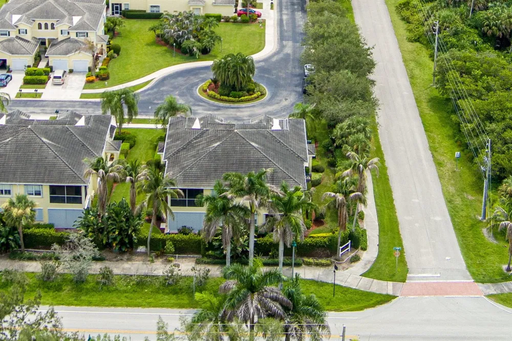 301 Southstar Drive #1304 Fort Pierce, FL 34949