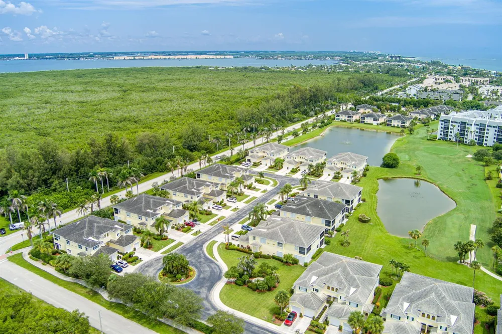 301 Southstar Drive #1304 Fort Pierce, FL 34949