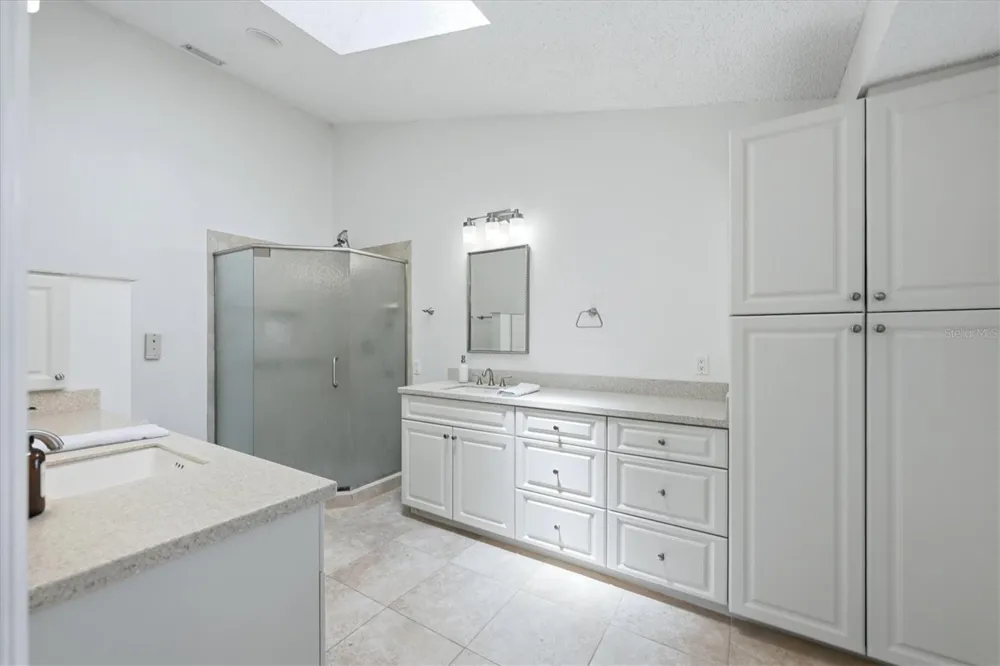 6892 APPROACH ROAD #40 Sarasota, FL 34238