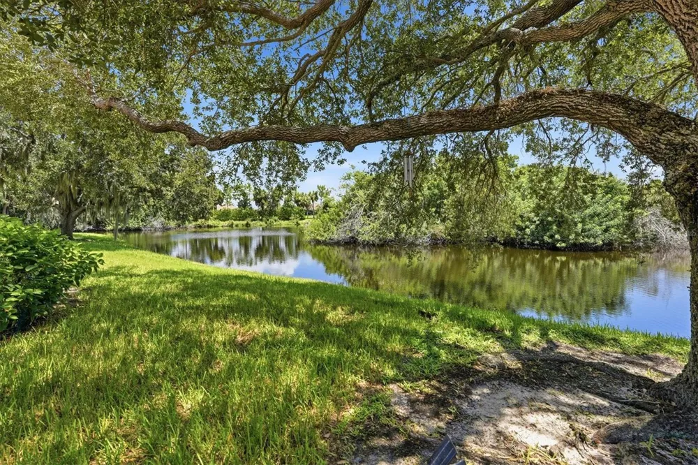 6892 APPROACH ROAD #40 Sarasota, FL 34238