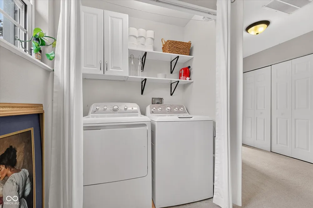 4717 Nyla Court Westfield, IN 46062