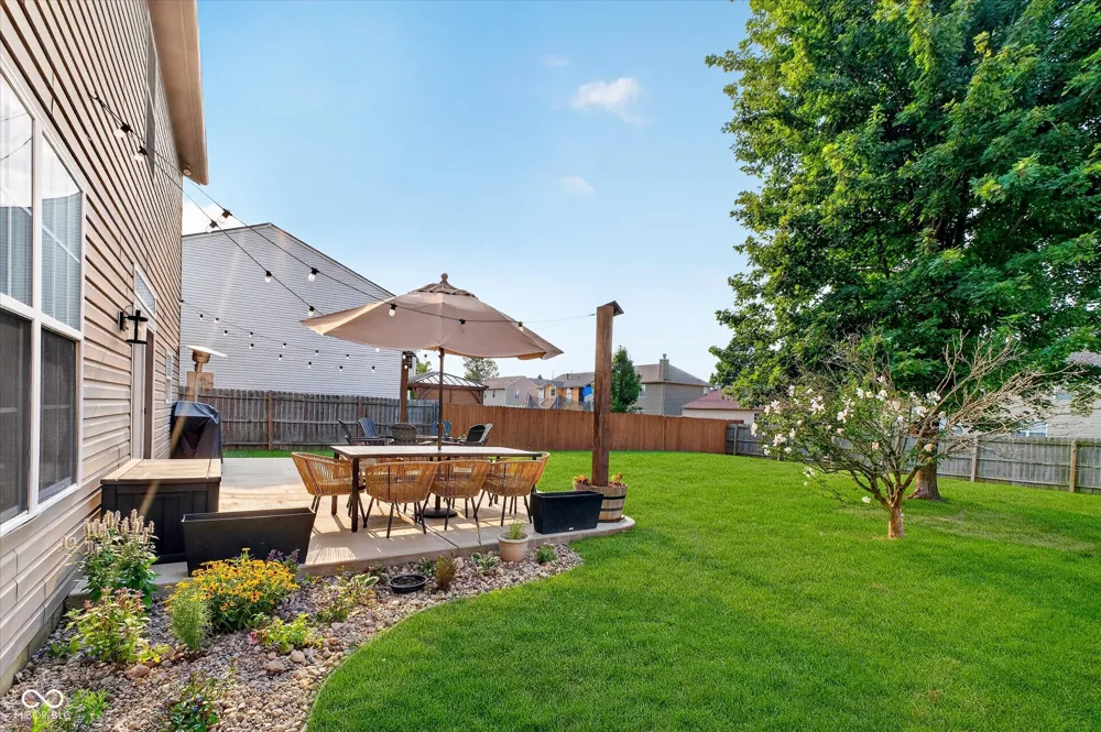 4717 Nyla Court Westfield, IN 46062