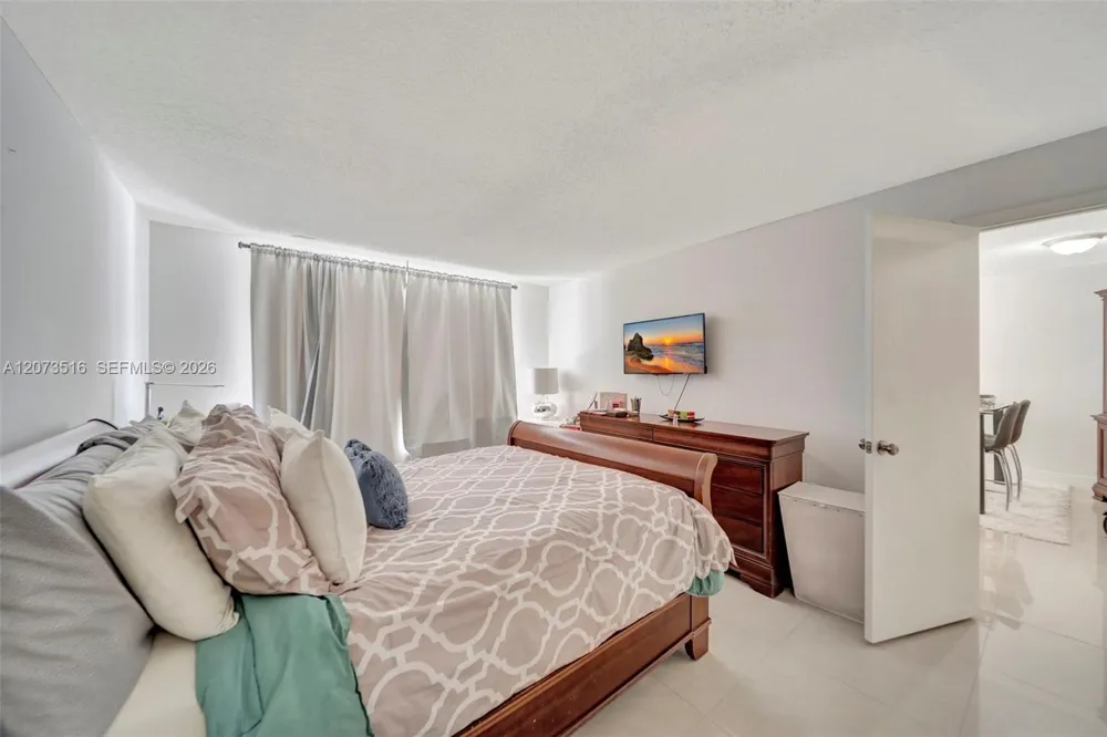 1801 S Ocean Dr #241 Hallandale Beach, FL 33009