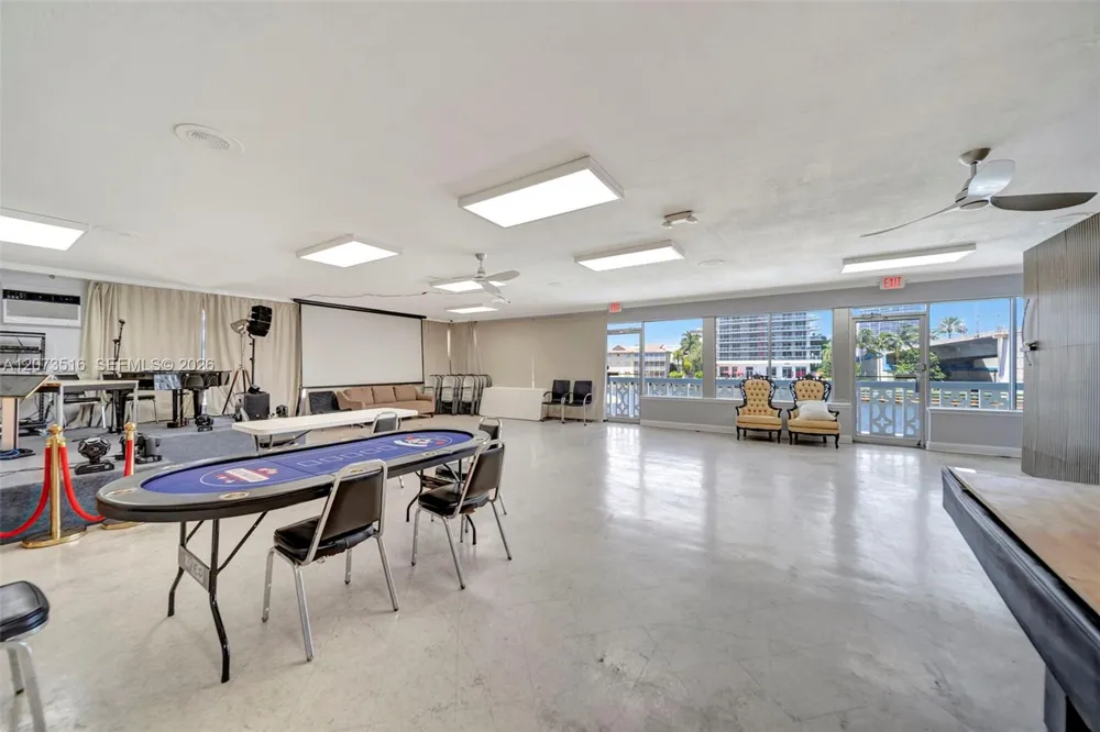 1801 S Ocean Dr #241 Hallandale Beach, FL 33009