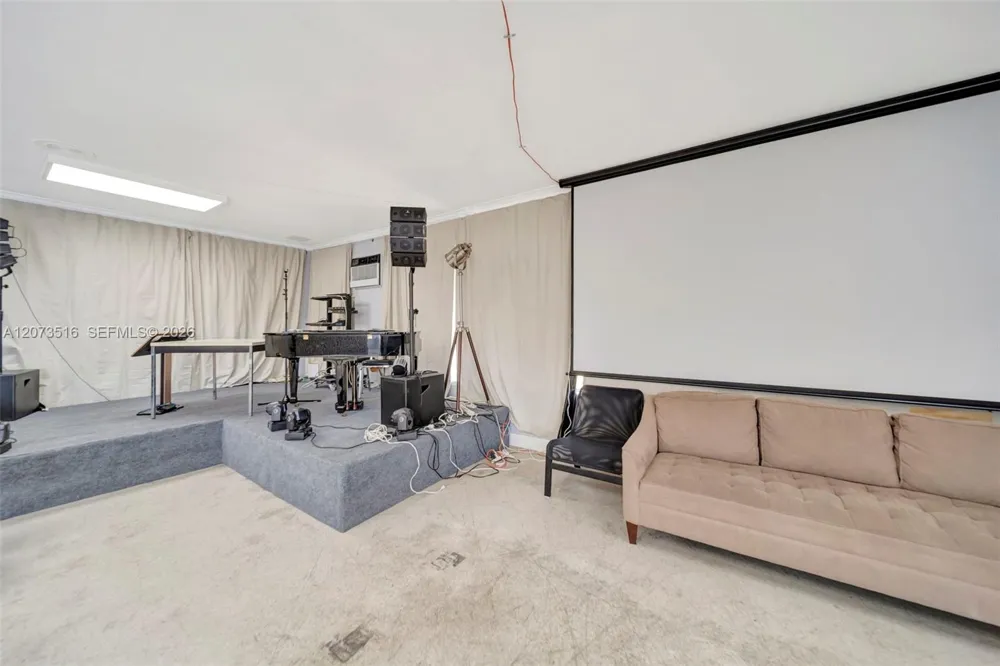 1801 S Ocean Dr #241 Hallandale Beach, FL 33009