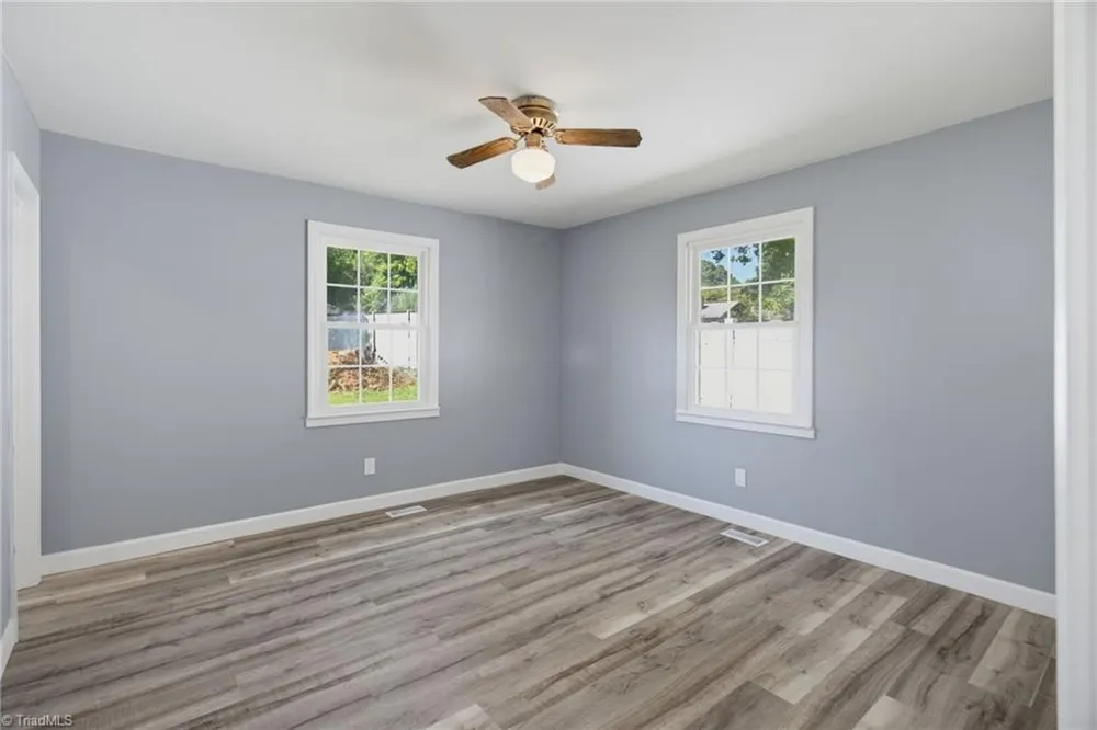 1416 Lynwood Terrace High Point, NC 27265