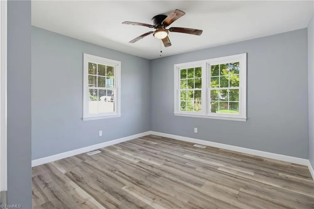 1416 Lynwood Terrace High Point, NC 27265