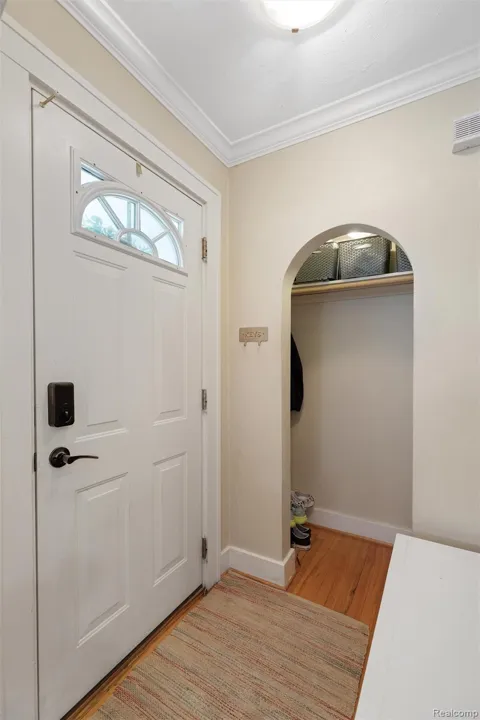 1208 Villa Road