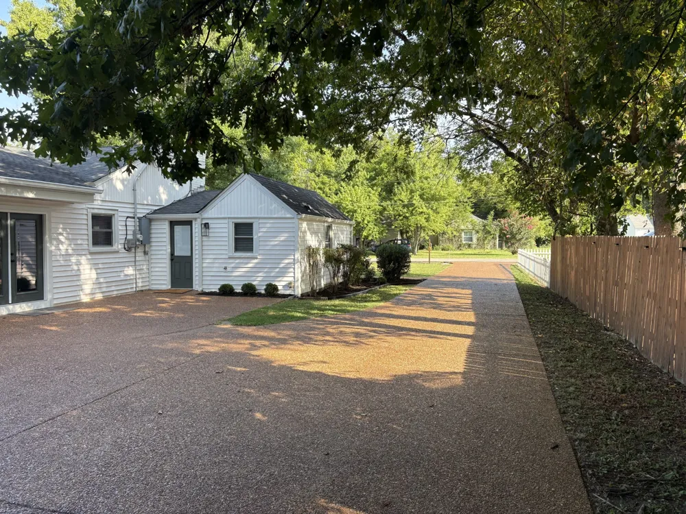 506 W Sunset Dr Lebanon, TN 37087