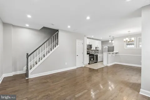 139 VENTNOR TERRACE