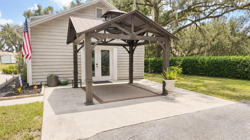 4030 KATHLEEN ROAD Lakeland, FL 33810