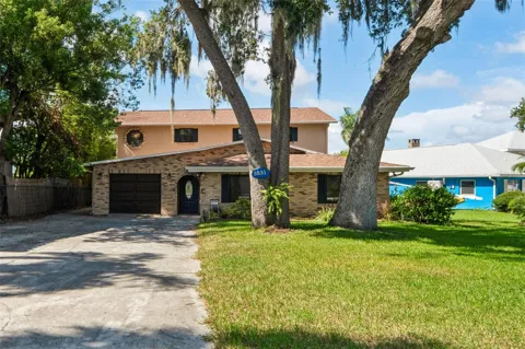 5531 MANATEE POINT DRIVE